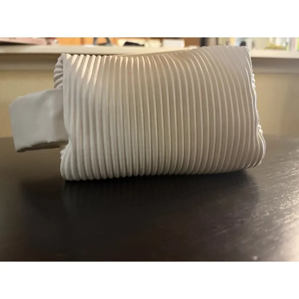 Lysoca White Pleated Cosmetic Bag Makeup Pouch Zip Case